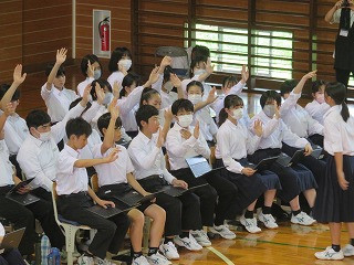 欠 (1)