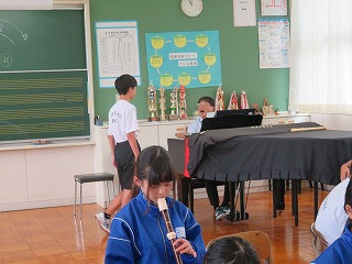 1B (2)