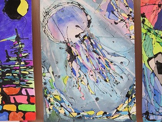 光り続けるクラゲ